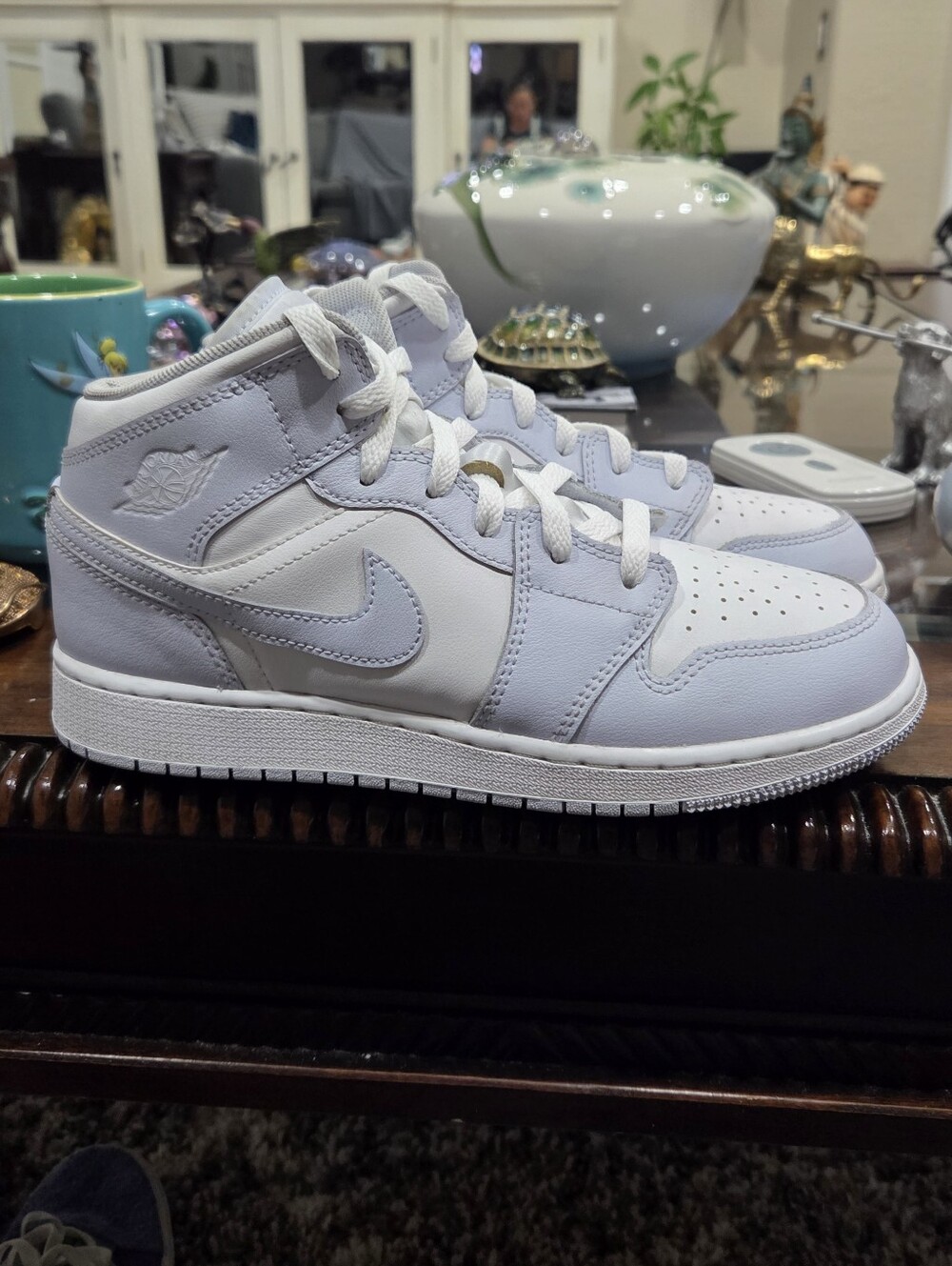 Nike Air Jordan 1 Shoes in Light Pirple and White